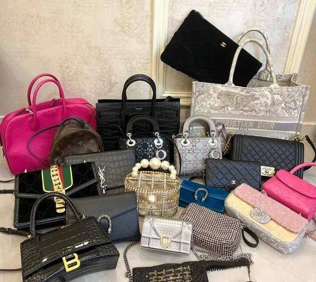 太疯狂!上海一90后财务18个月挪用1400万!大牌包堆满整个屋子…