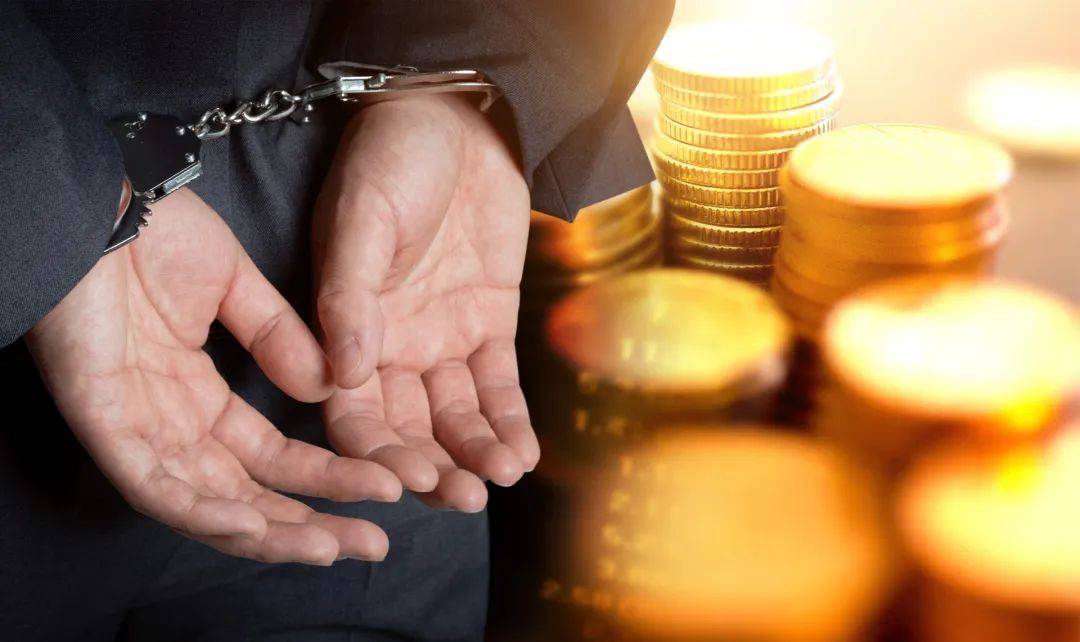 太疯狂!上海一90后财务18个月挪用1400万!大牌包堆满整个屋子…