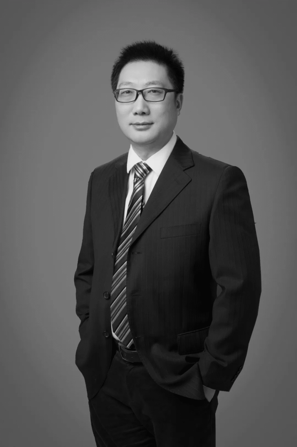 刘永锋教授在参会现场突发脑溢血离世,年仅47岁,浙江大学发布讣告