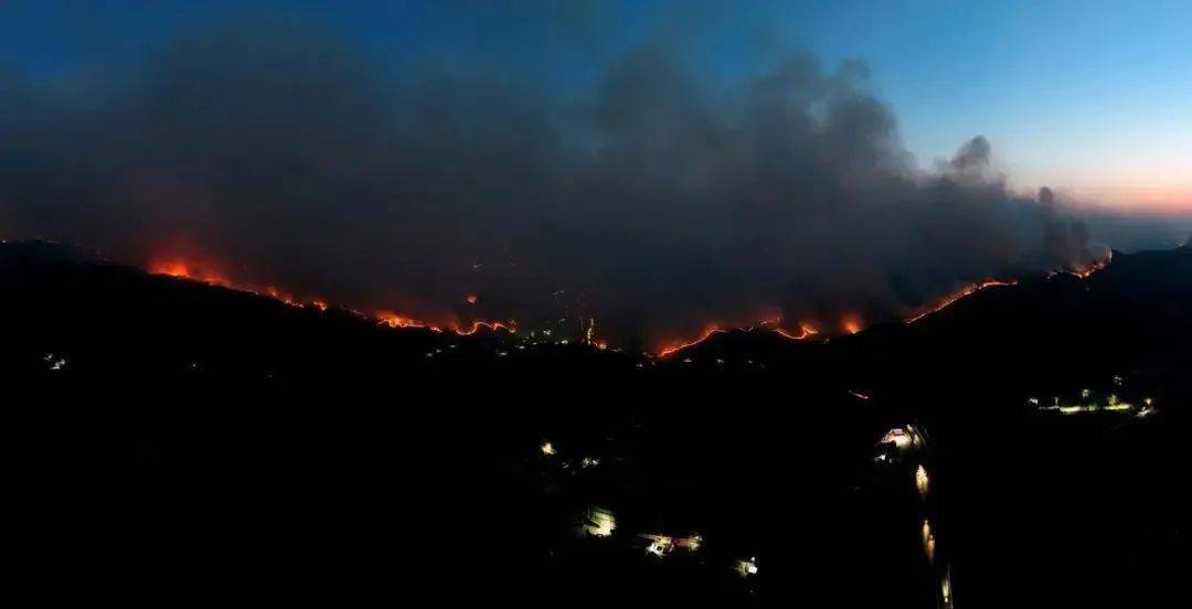 已致4名消防员遇难!多地进入“灾难状态”