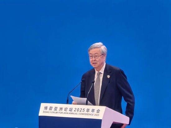 原央行行长周小川：还有近1亿人没有参保！这是必须解决的问题！养老保险发展还是不充分，我们需要增加居民收入