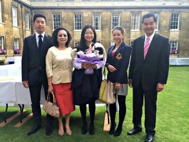 梁振英次女梁齐昕猝逝，终年33岁