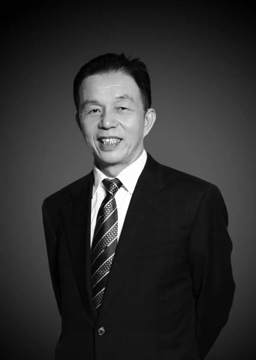 著名企业官网变黑白!凌晨讣告:创始人病逝