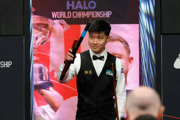 斯诺克：赵心童强势晋级16强 中国军团已有三人通过首轮