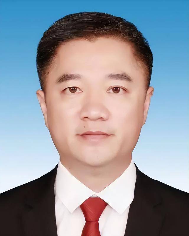 福建4位干部履新，2位升副厅