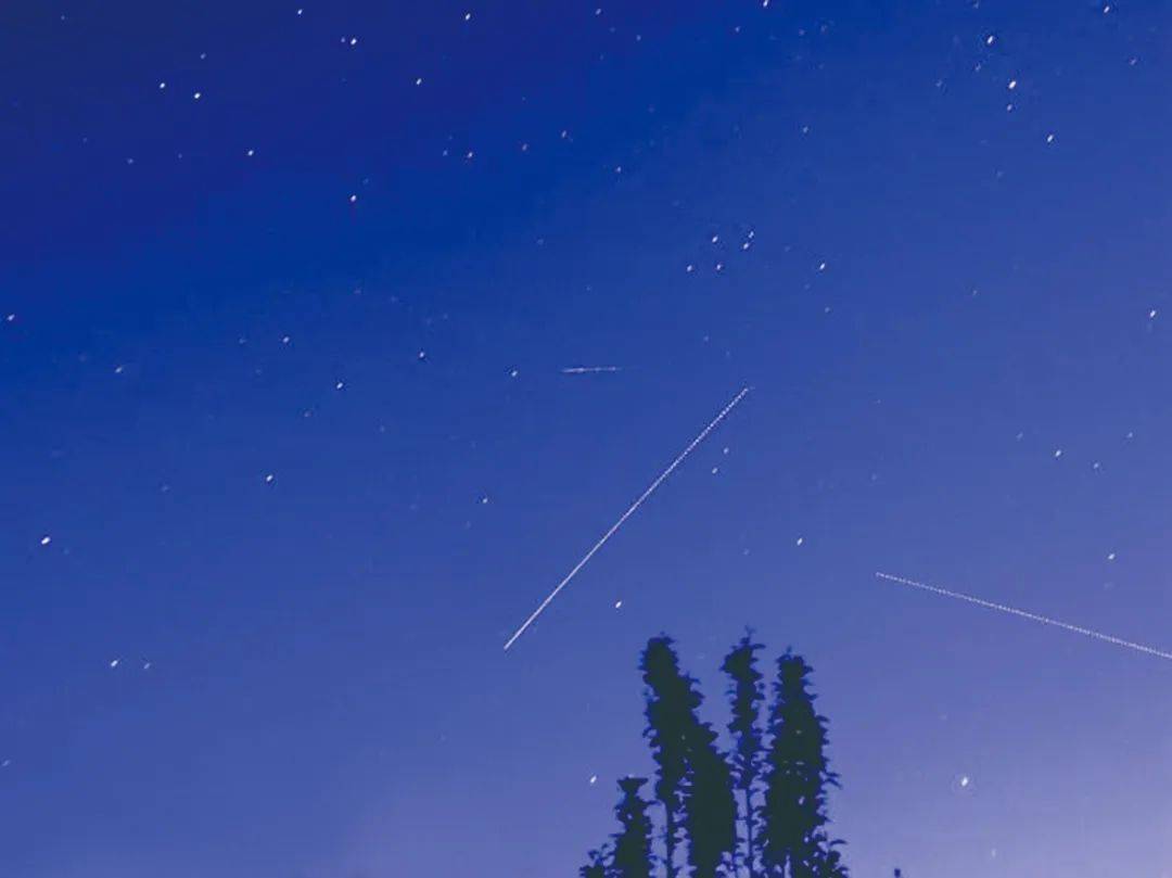 东方红一号还“活”着！有人每年给它拍生日照