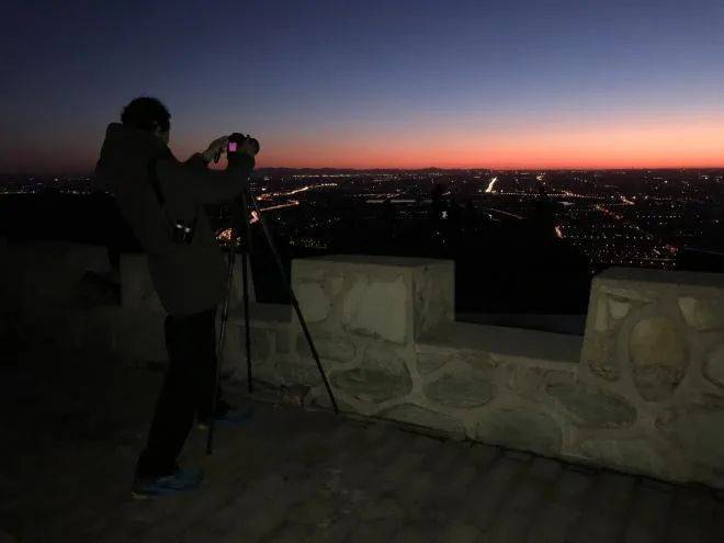 东方红一号还“活”着！有人每年给它拍生日照