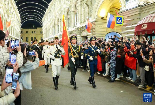 莫斯科举行纪念苏联伟大卫国战争胜利80周年阅兵式彩排