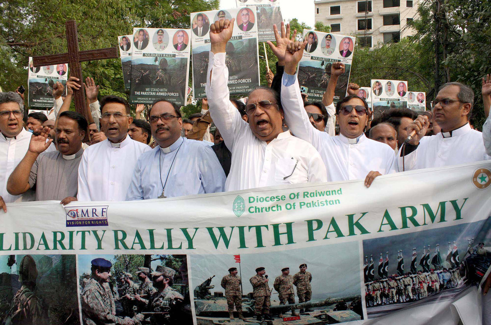 刚泄洪又断水,印巴局势升级!紧张时刻,伊朗外长将访两国