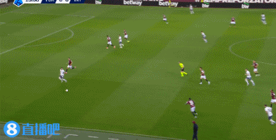 扎莱夫斯基谈买断:我一直希望留在国米,现在球到了俱乐部那边