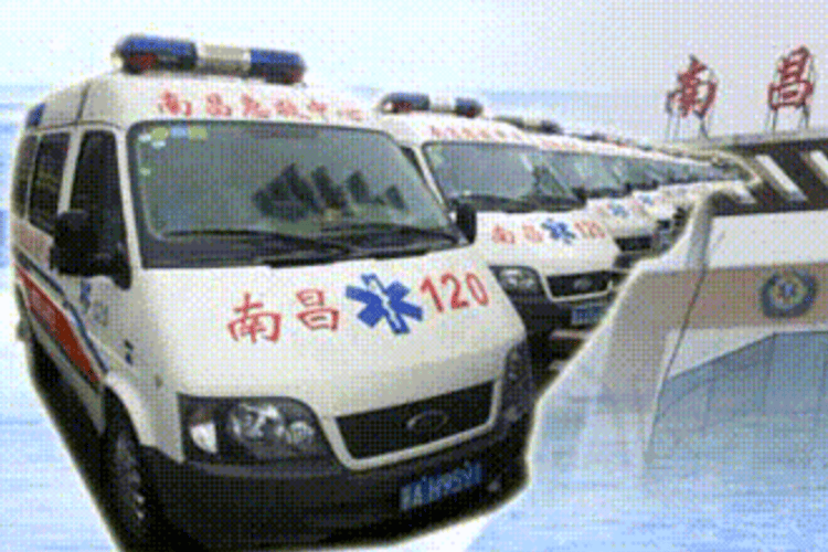 “救护车跨省转运收2.8万”系司机与家属约定!被责令退费