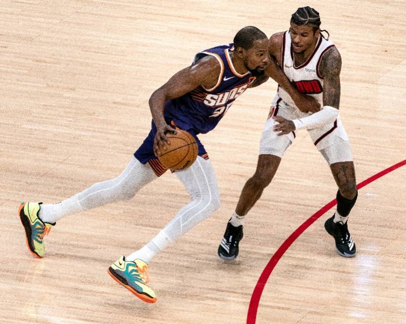 杜兰特被交易至休斯顿火箭:终于加入了一支重视我的球队