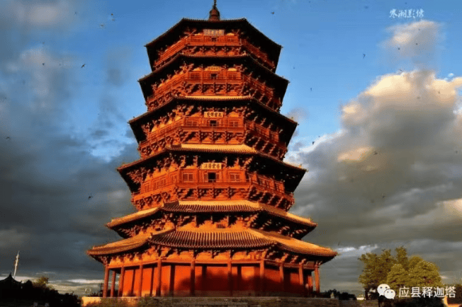 韩雪应县古塔录节目被指使用强光拍摄，官方回应：已提前报备，现场灯光在监督下使用