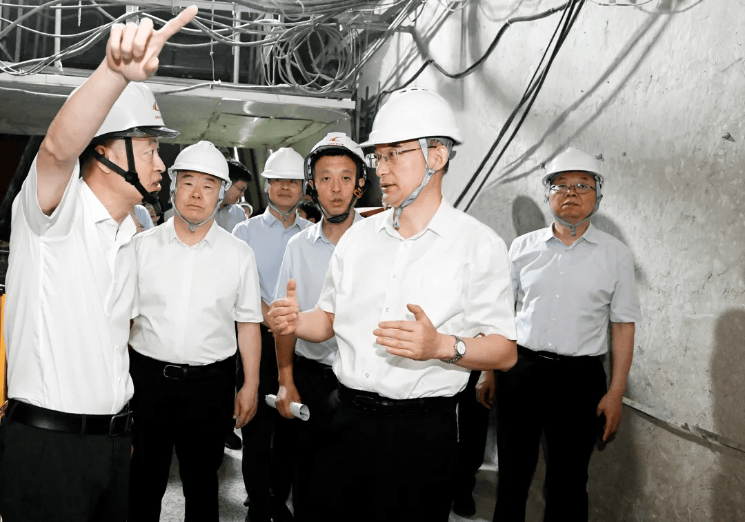 “能不吊顶就不吊顶,能不贴砖就不贴砖”,吉林省委书记调研历史建筑修缮