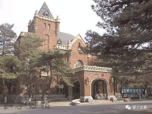 “能不吊顶就不吊顶,能不贴砖就不贴砖”,吉林省委书记调研历史建筑修缮