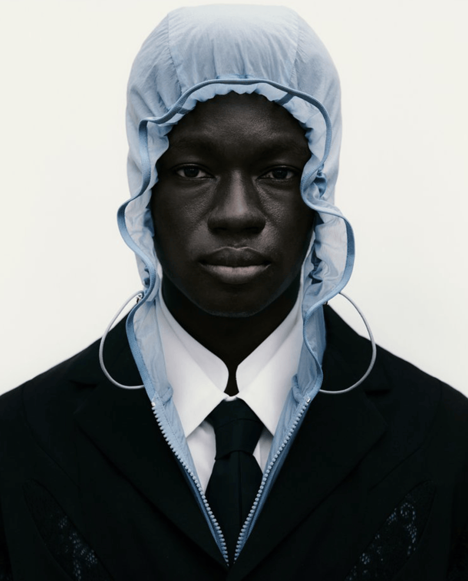 一生怕晒的中国人，正在把皮肤衣穿成“荷尔蒙战袍”