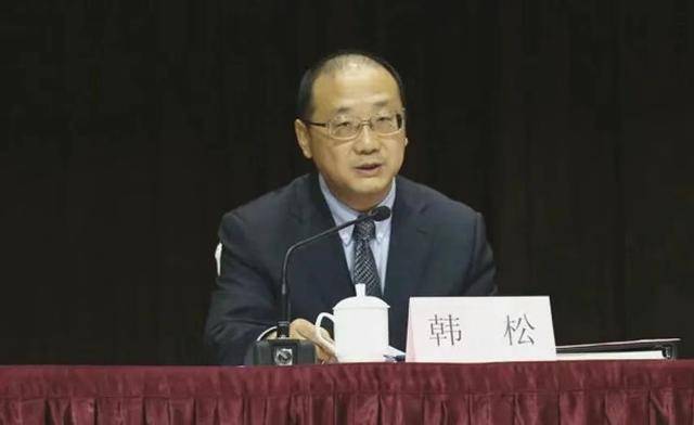 又打一“虎”!副部级高官任上落马