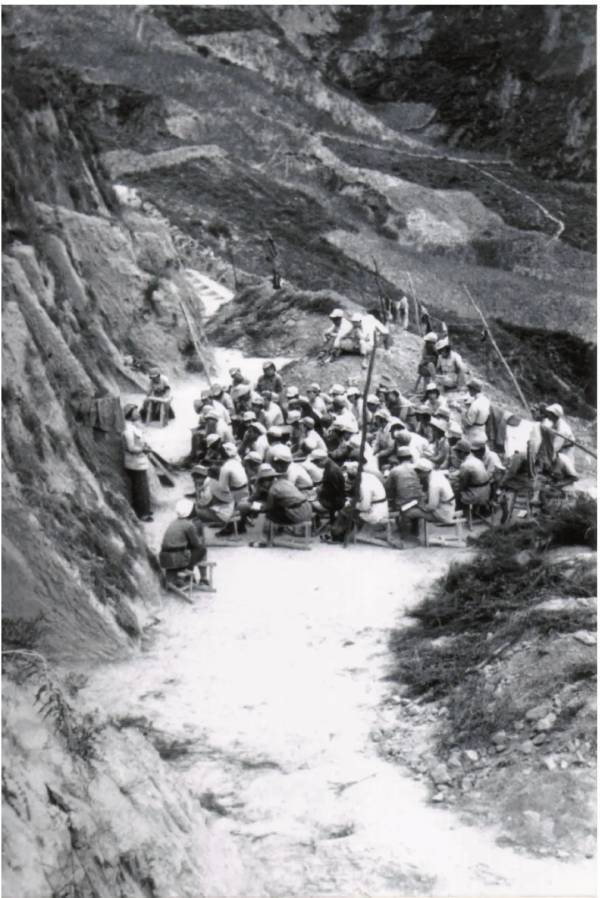 王立华：为什么毛泽东率领的红军不可征服？斯诺的观察说明了一切