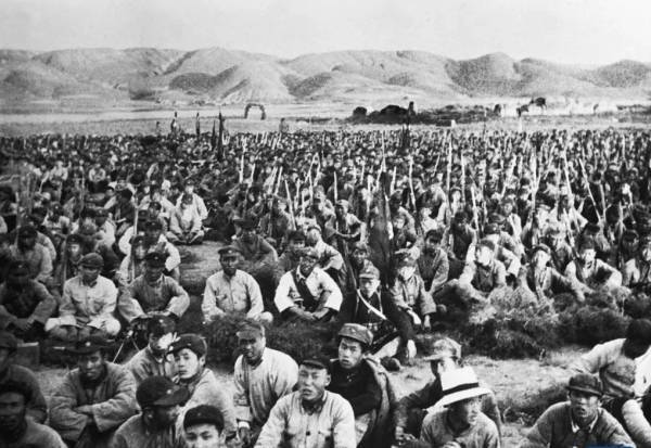 王立华：为什么毛泽东率领的红军不可征服？斯诺的观察说明了一切