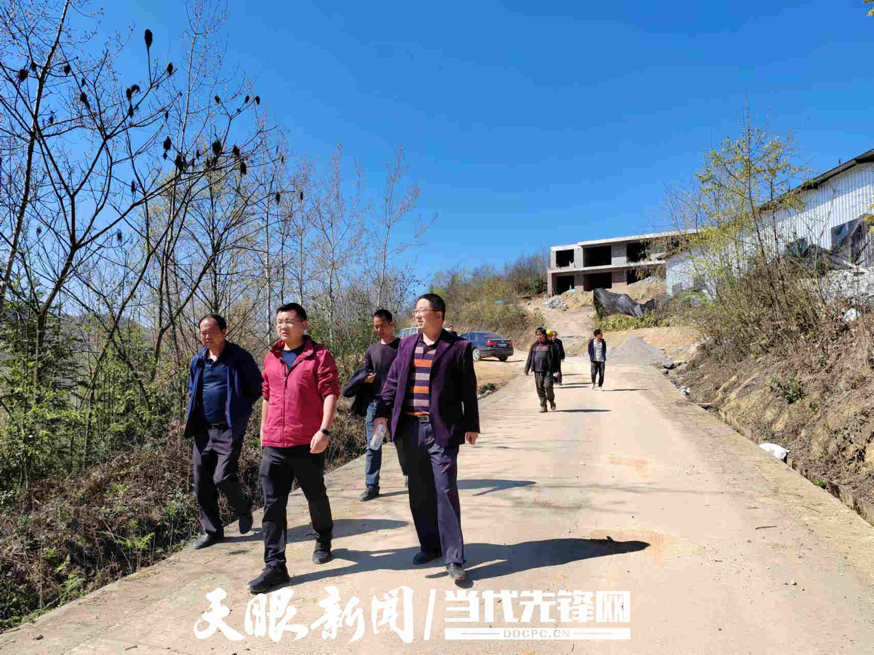 扎根基层!他用初心交出一份有温度的答卷