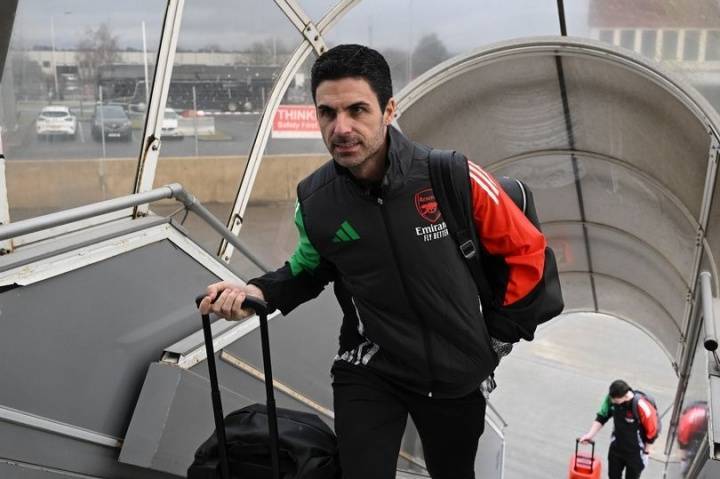 英媒:阿森纳两天后出发季前赛,约克雷斯的转会进度快赶不上了