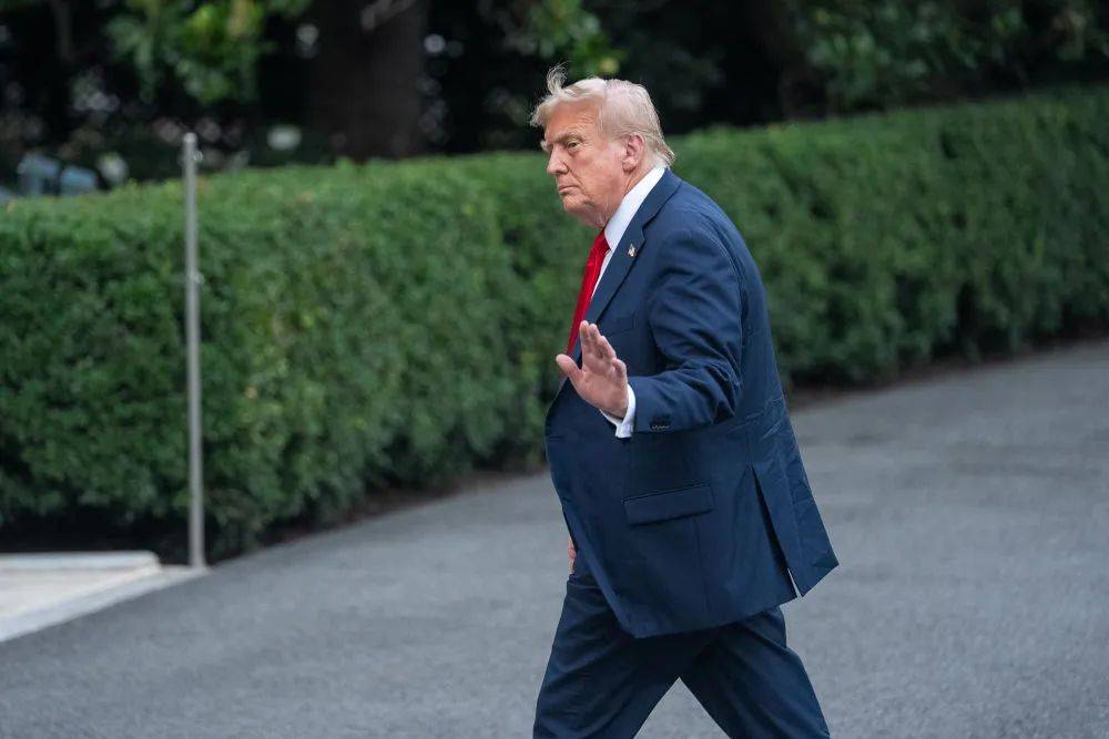 乌克兰内阁完成改组,美官员说正推进向乌交付军援