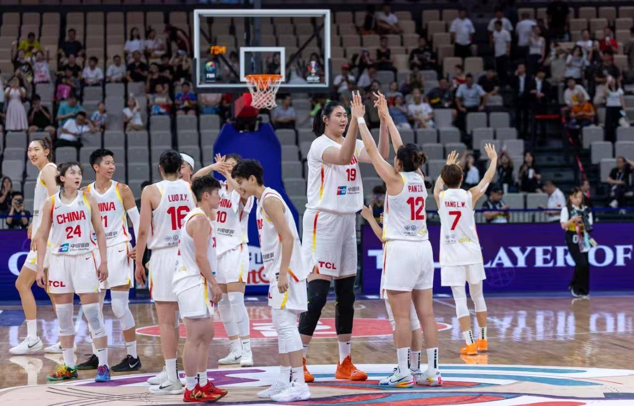 女篮亚洲杯小组赛中国队展现统治力 “内线称霸+多点开花”年轻力量成最大看点