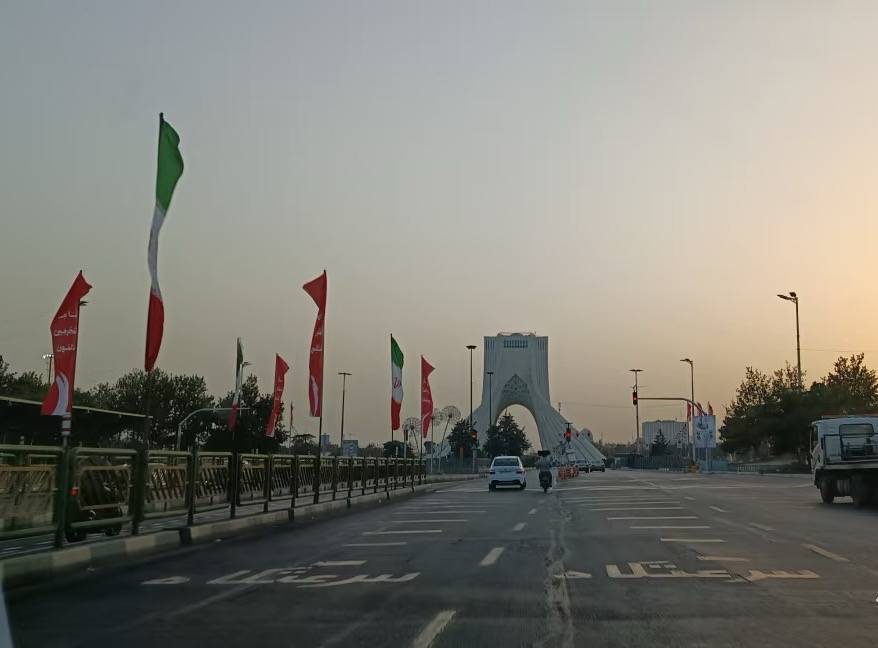 战后伊朗,硝烟难散