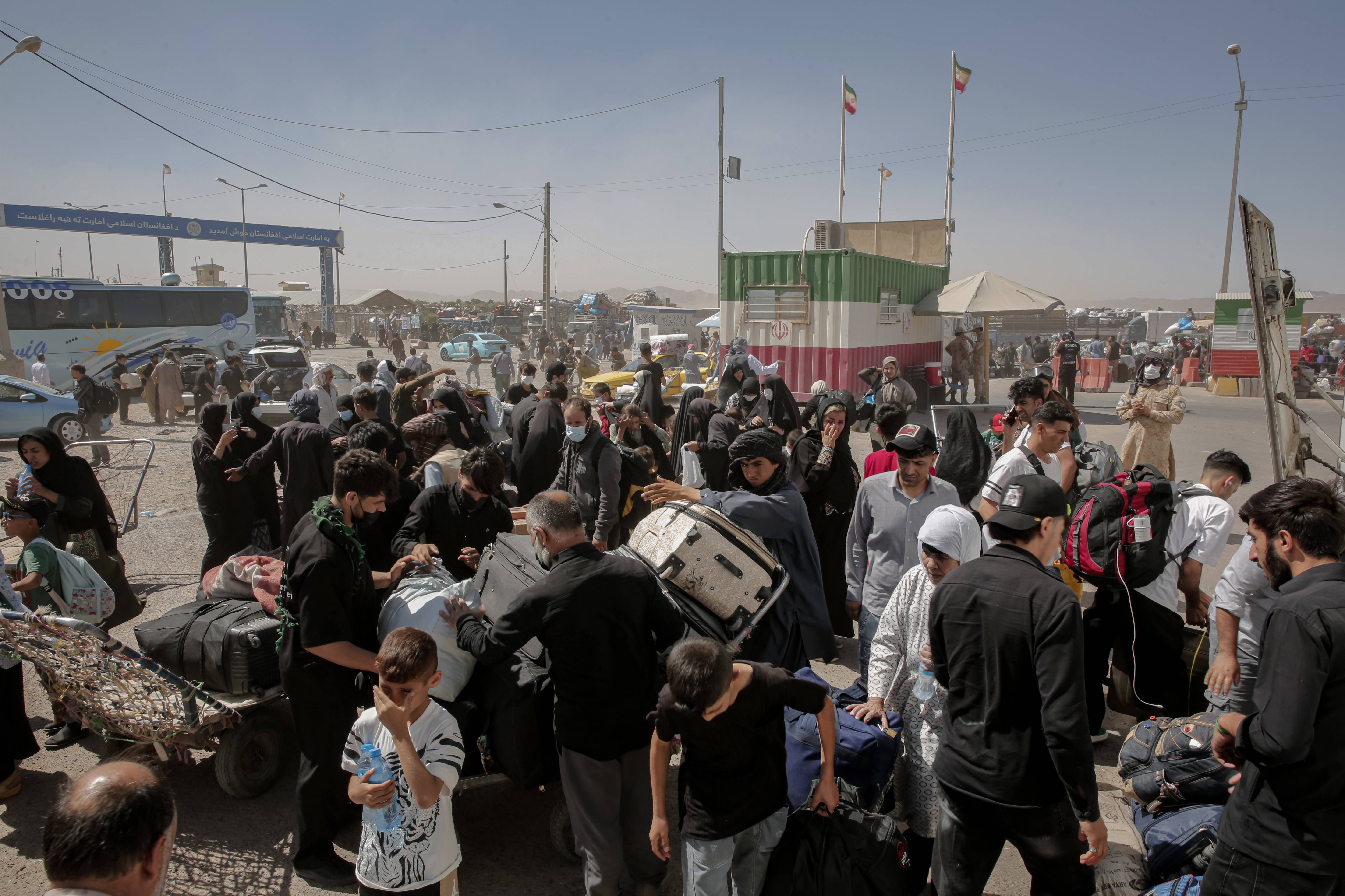 战后伊朗,硝烟难散