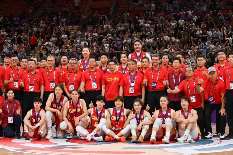 杨舒予谈落泪：和姐姐们最后一次打亚洲杯，人生总要有点挑战