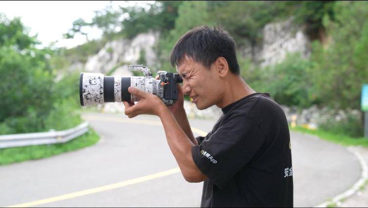 拍一天最多赚千元！追焦摄影师成为月入过万新职业？