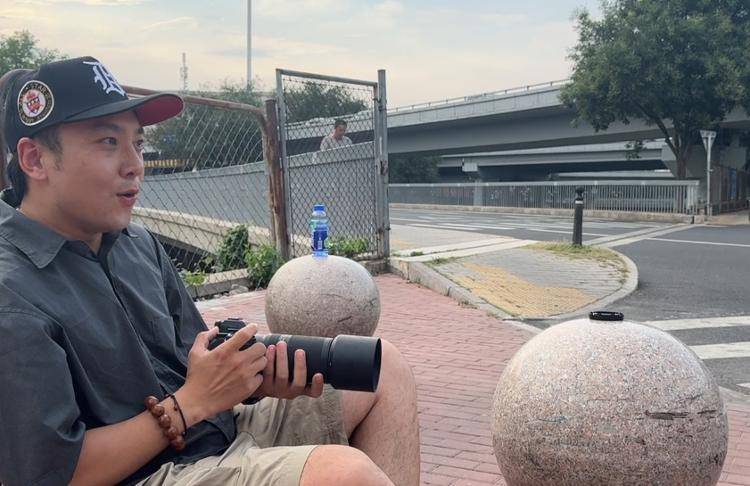 拍一天最多赚千元！追焦摄影师成为月入过万新职业？