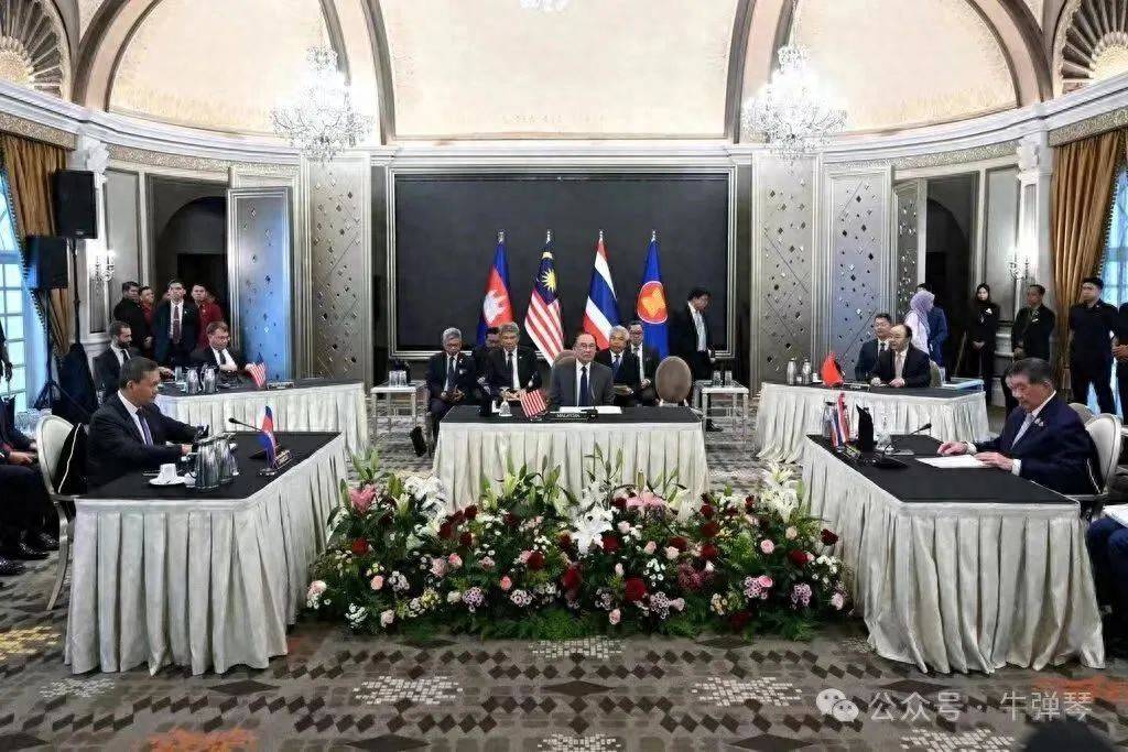 泰柬终于停火,秘密就藏在这张照片里