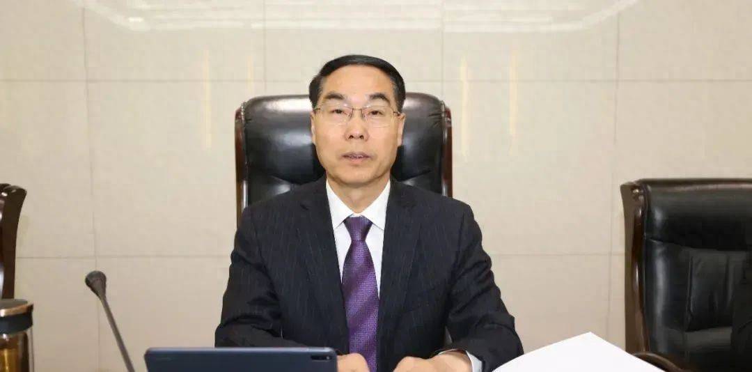 涉嫌受贿罪，宁夏回族自治区银川市原正厅级干部李鸿儒被公诉