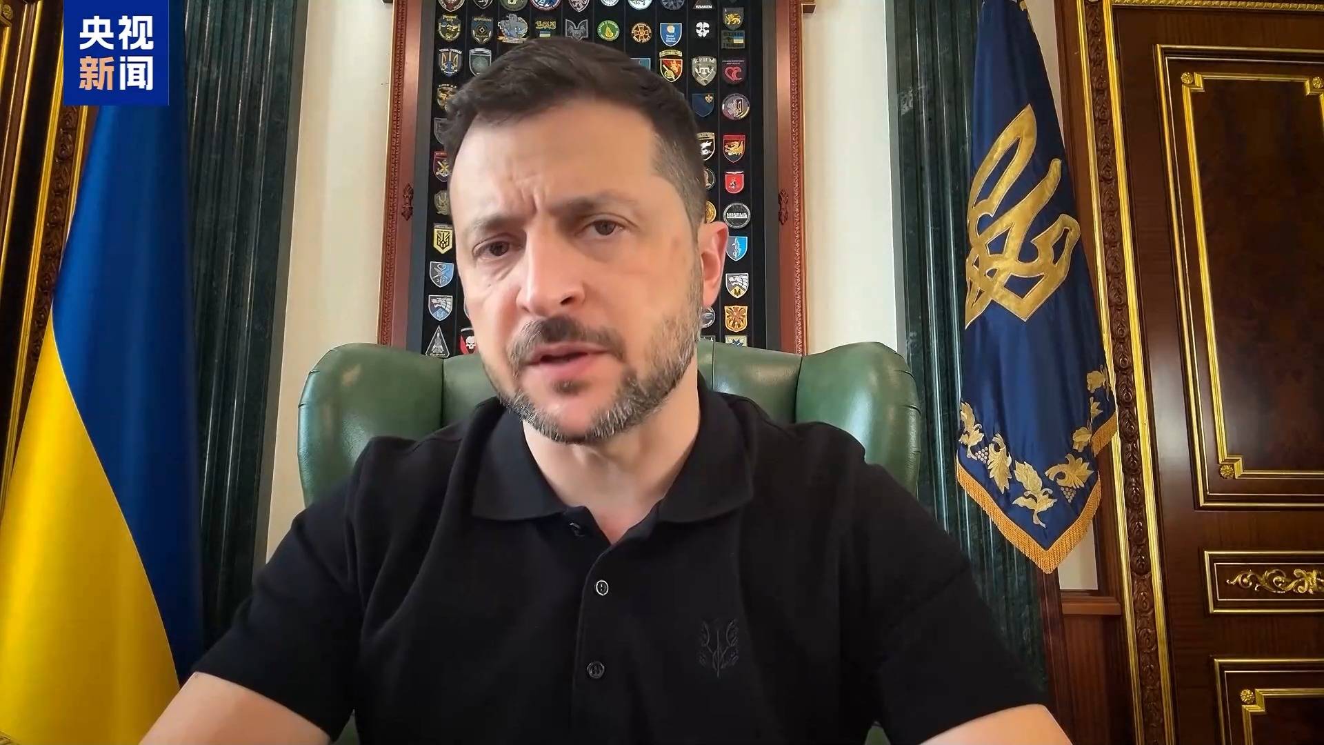 俄乌激烈争夺红军城 泽连斯基称收到前线军方报告