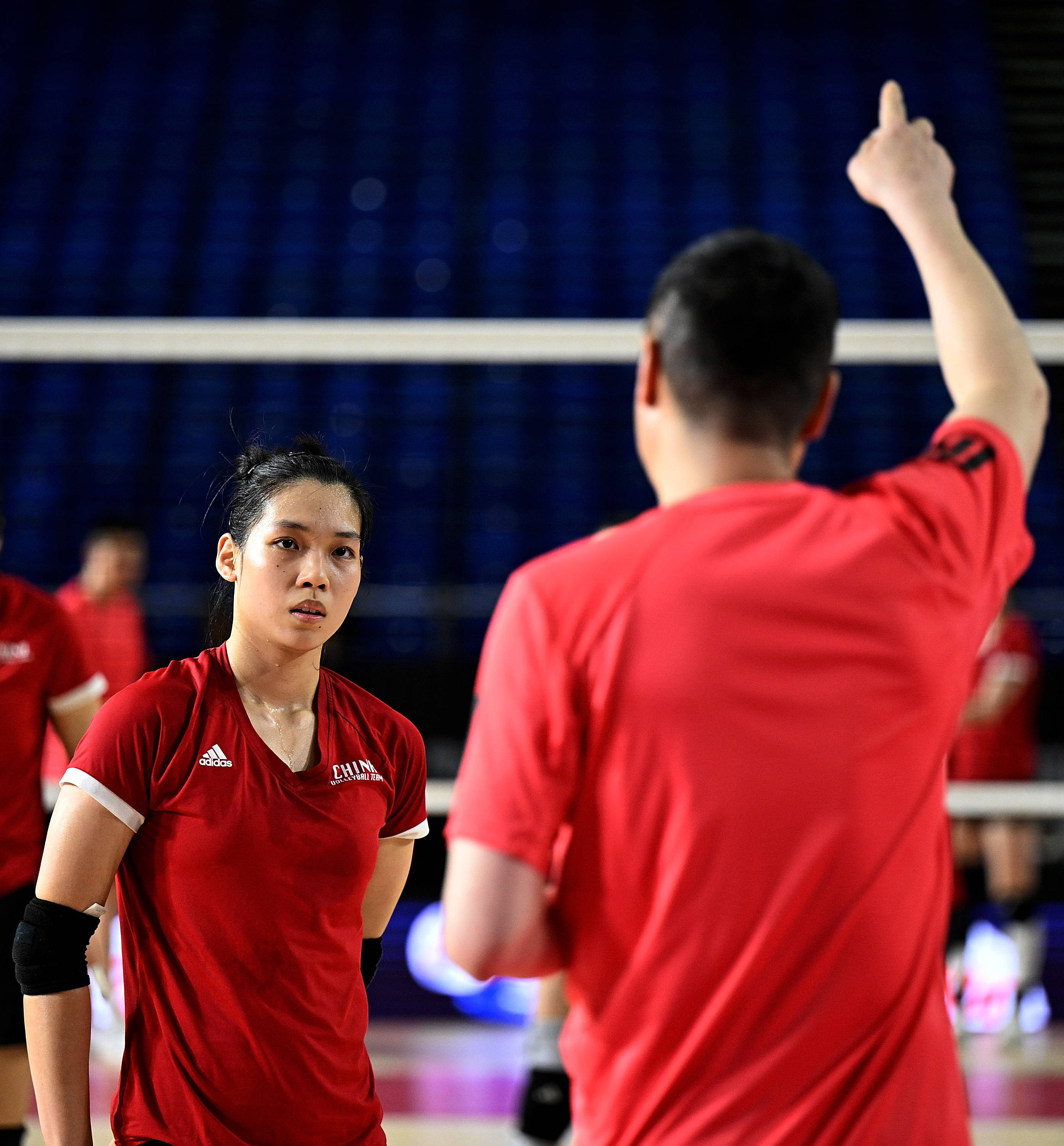 （体育）排球——女排世锦赛：中国队进行赛前训练