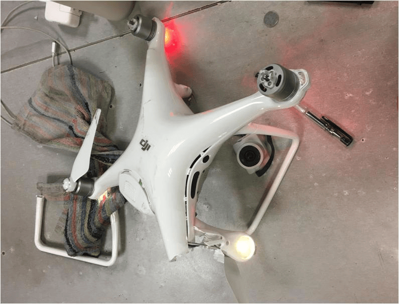 上海环球金融中心楼顶无人机对撞！对话管理方：9年已坠95架，楼顶“风洞”成黑飞重灾区！