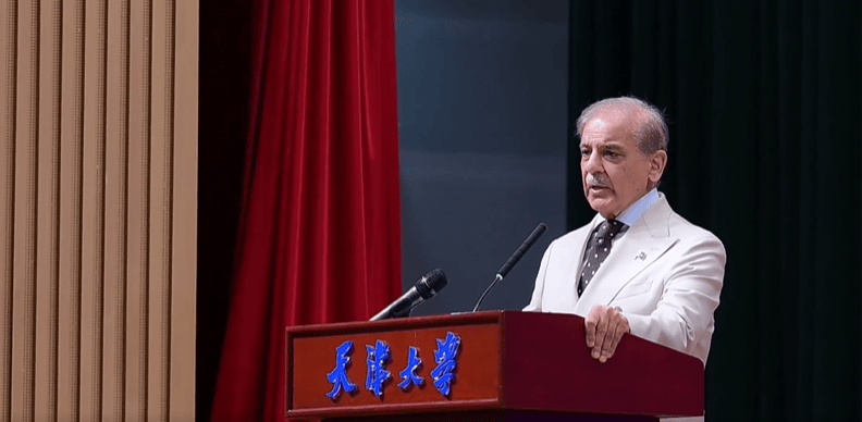 巴基斯坦总理在华表态:巴中友谊经受住了考验与挑战,至今依然坚固