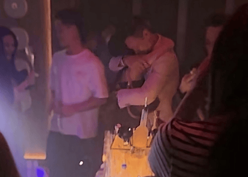 演员胡杏儿回应老公独自去夜店被拍：很正常的社交，都是好朋友