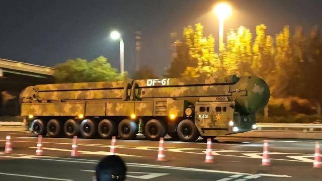“51”被跳过,东风-61直接登场,比东风-41打的更远、威慑力更强