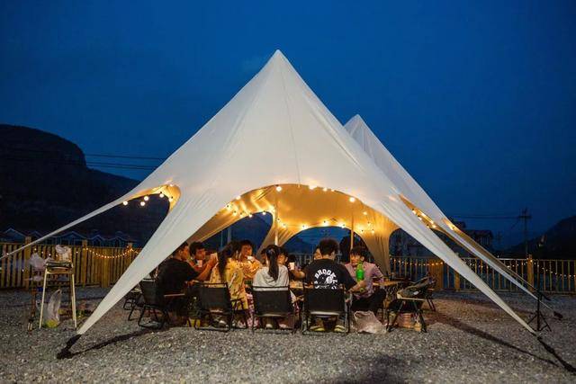 “小甜水”扎堆,五粮液们盯上了年轻人