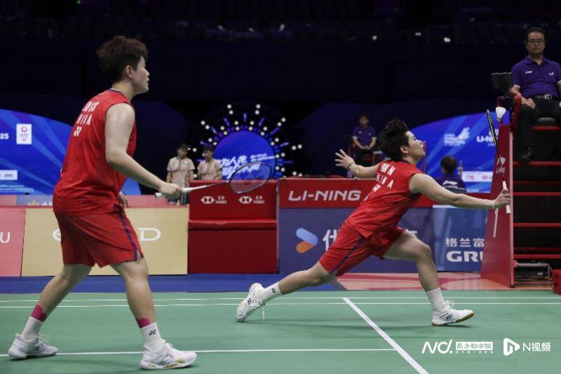 中国羽毛球大师赛于深圳开拍,国羽首日7战4胜