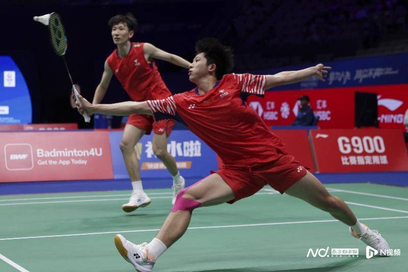 中国羽毛球大师赛于深圳开拍,国羽首日7战4胜