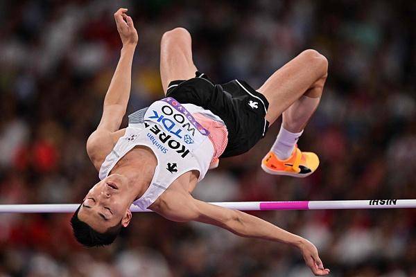 田径世锦赛|男子跳高屈居亚军,禹相赫就是韩国田径的门面