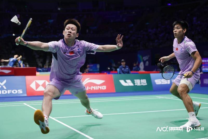 中国羽毛球大师赛16强战，国羽五项锁定11个八强席位