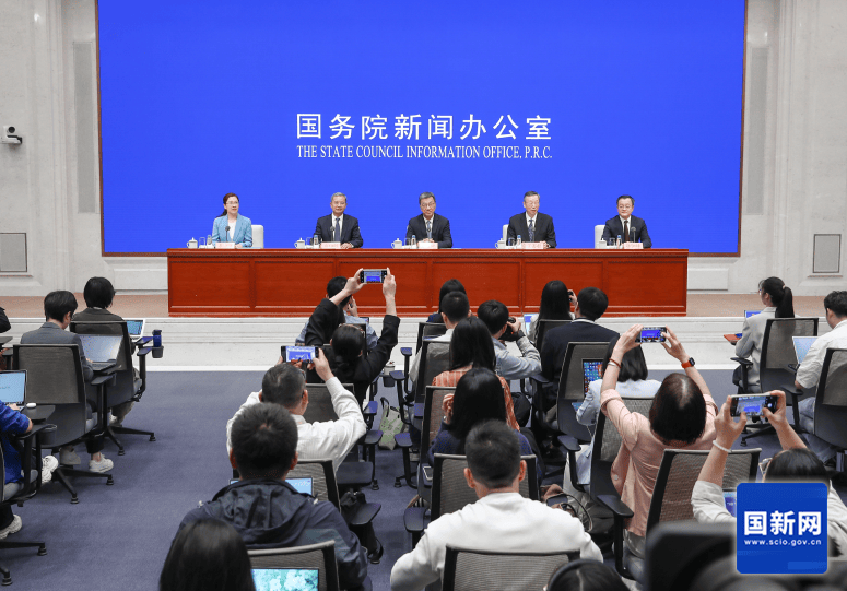 针对近期校园餐事件,教育部回应