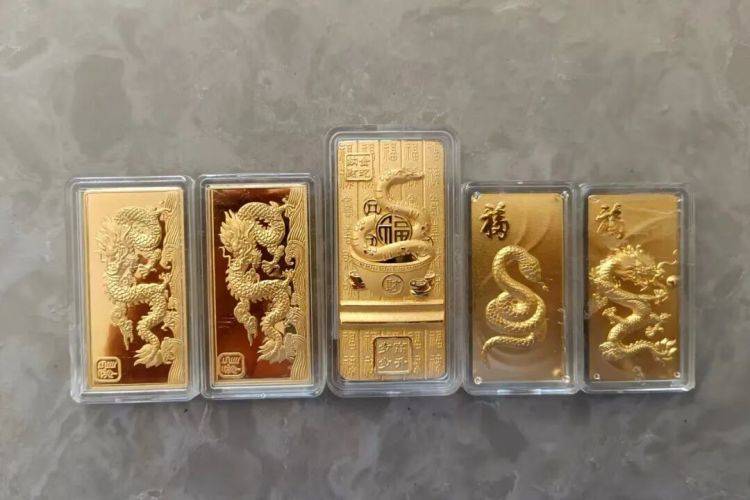 10余万黄金寄出后，男子冲进派出所！