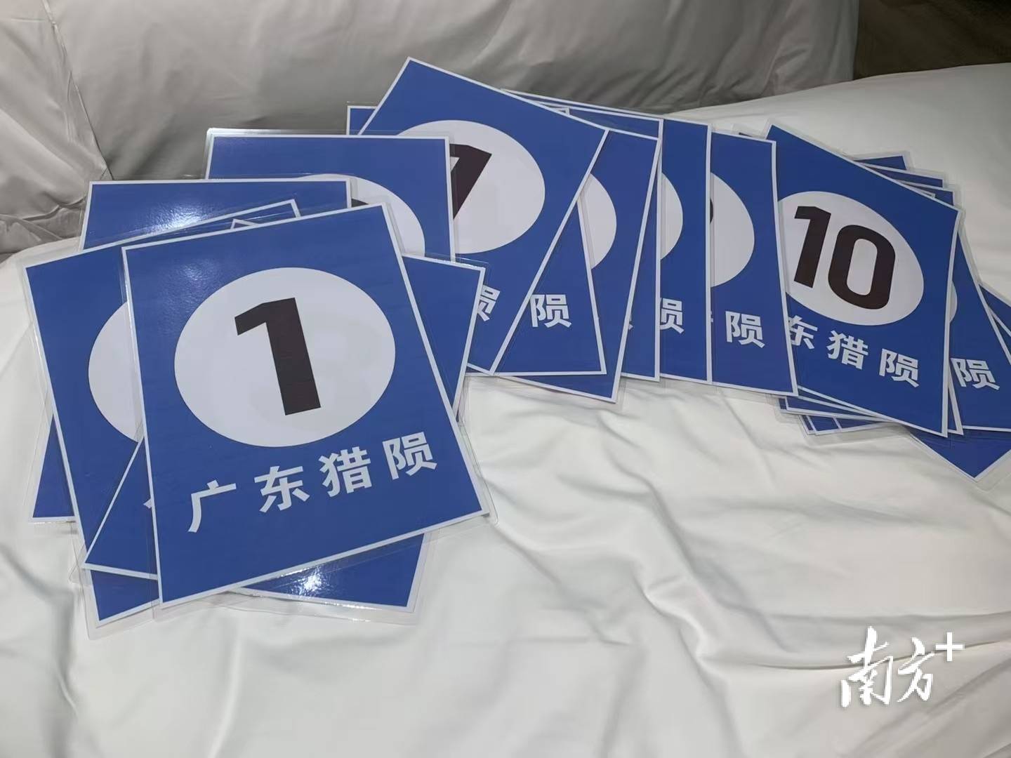 423公斤陨石在茂名电白挖出，系国内目击降落第二大单体陨石