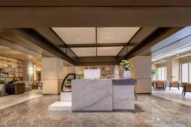 曾举债2亿！著名烂尾楼8年后变豪华酒店，国庆假期爆火：3688元豪华套房被订空，2日至5日满房