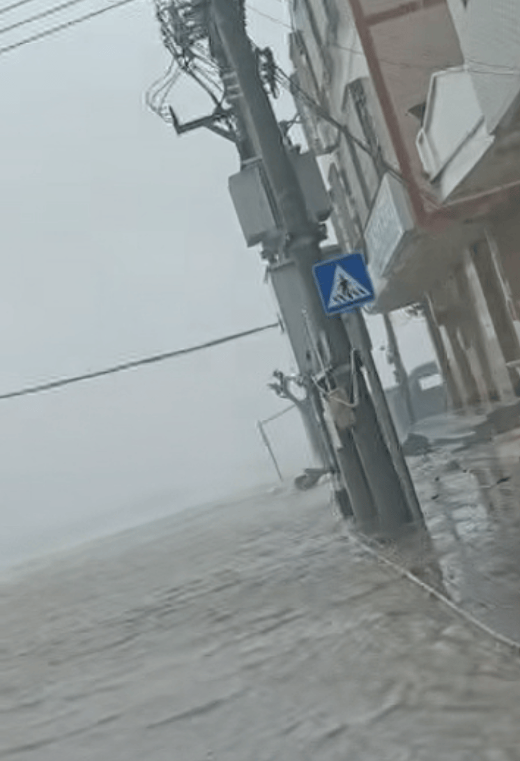 突发！海水倒灌，涌上路面，多地紧急宣布"五停"！又有新台风生成